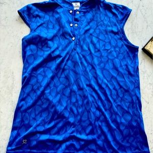 Sleeveless golf top